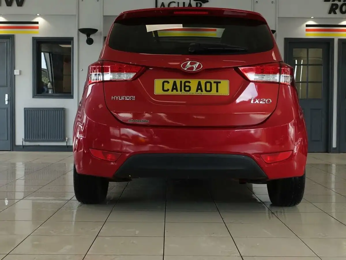 2016-hyundai-ix20-14-premium-big-8