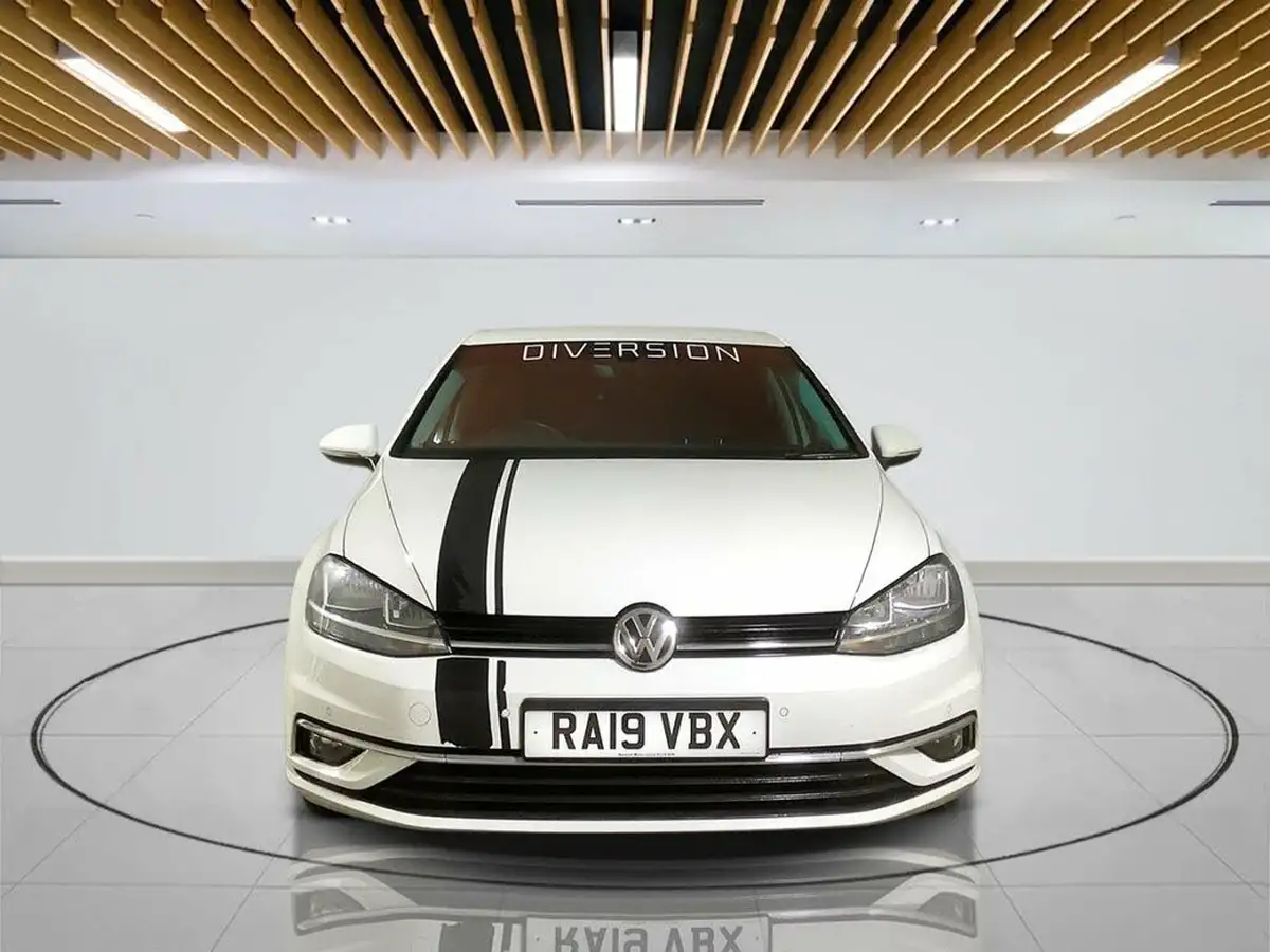 2019-volkswagen-golf-16tdi-match-hatchback-5d-dsg-big-1