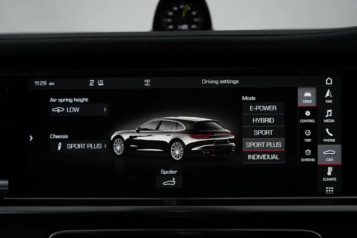 2018-porsche-panamera-29-v6-4-e-hybrid-sport-turismo-big-38