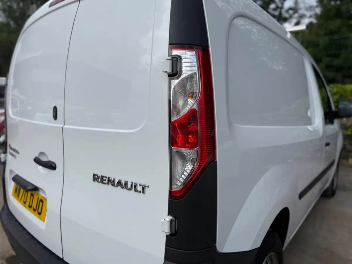 2020-renault-kangoo-15dci-ml19-energy-dci-80-business-big-11