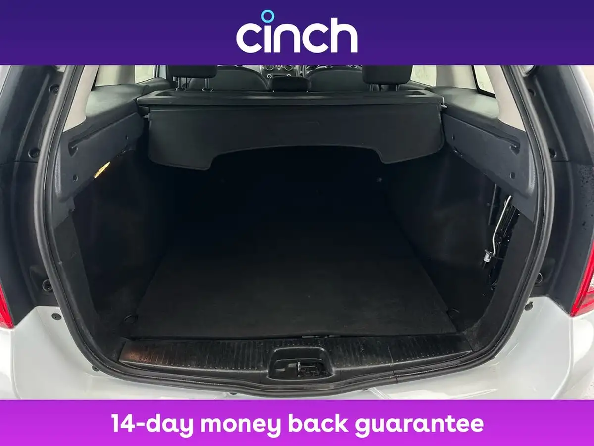 2019-dacia-logan-mcv-09-tce-essential-ss-big-20