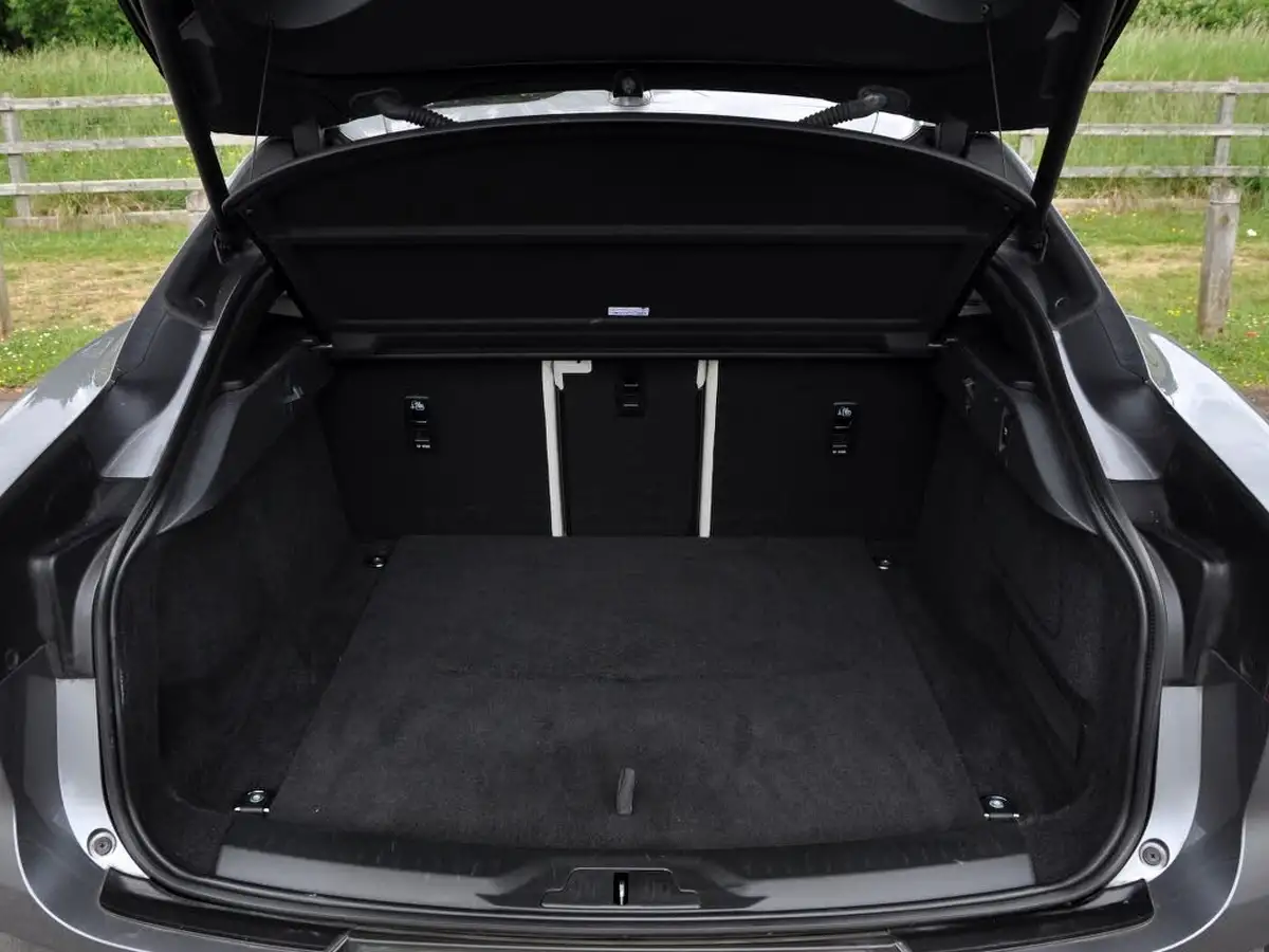 2021-jaguar-i-pace-ev400-black-big-20