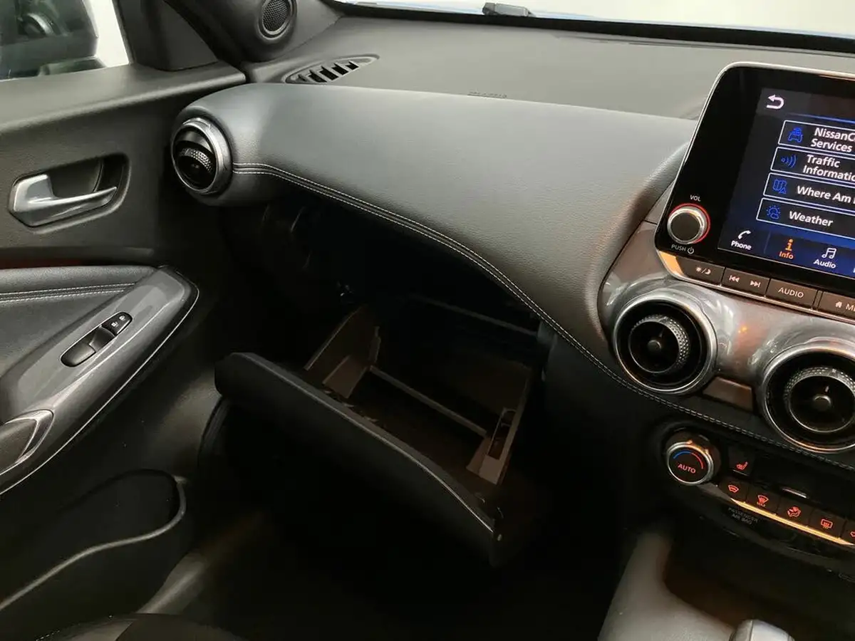 2022-nissan-juke-10-dig-t-tekna-dct-big-43