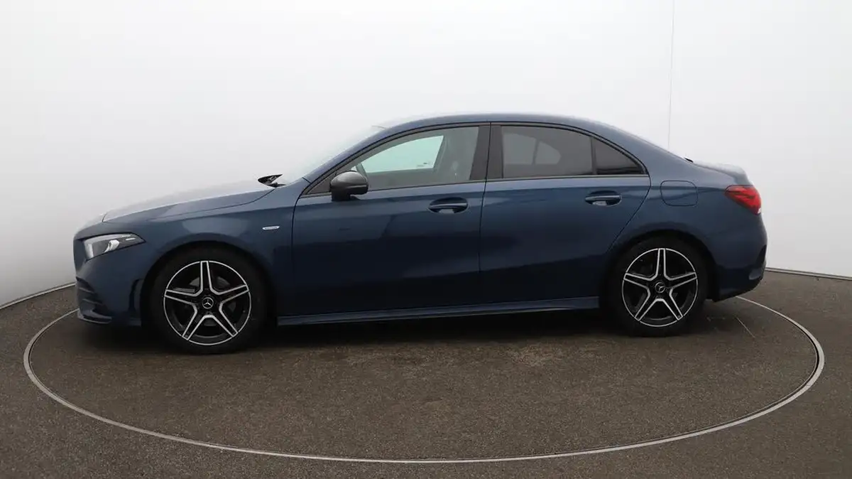 2022-mercedes-benz-a-class-13-a180-amg-line-executive-edition-saloon-4d-7g-dct-big-66