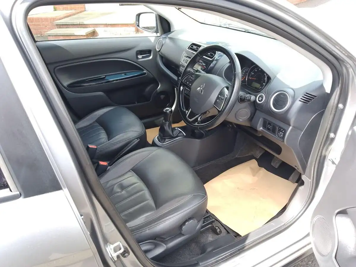 2017-mitsubishi-mirage-12-juro-big-43