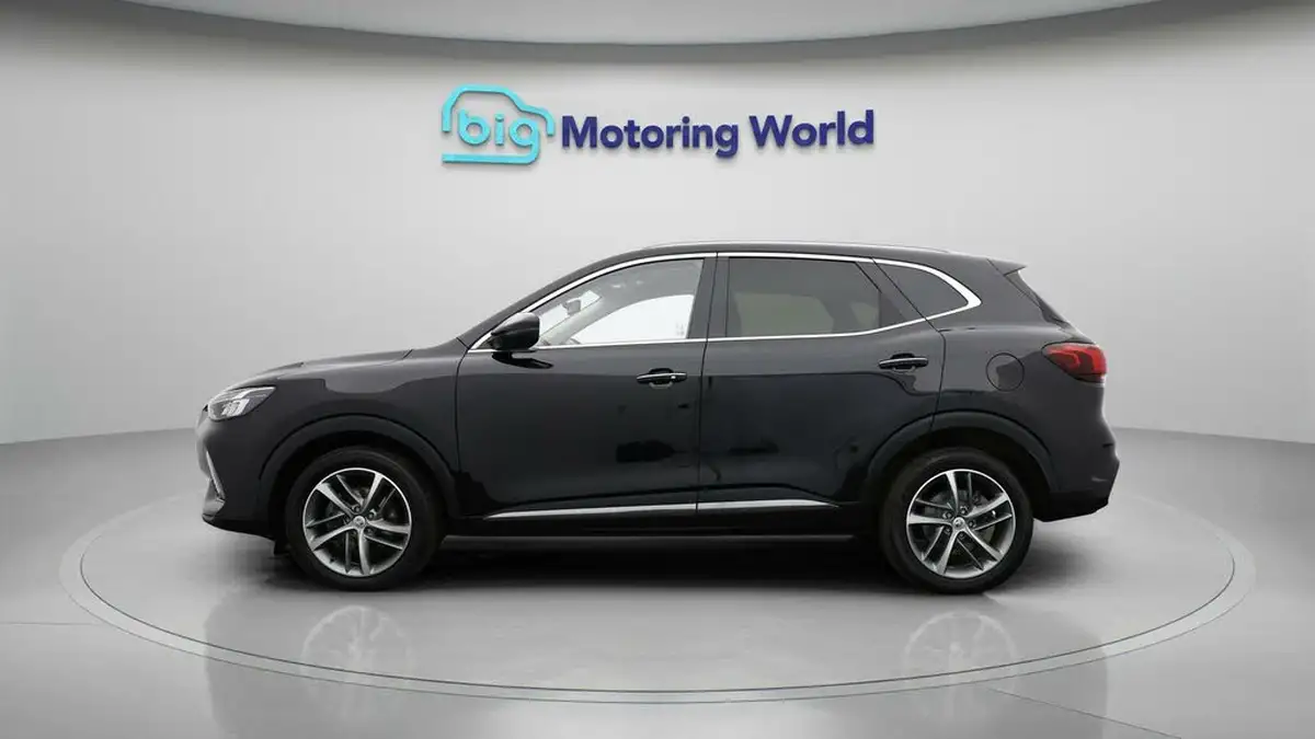 2024-mg-hs-15t-gdi-trophy-162ps-1490cc-dct-big-4