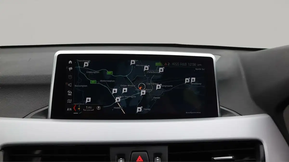 2020-bmw-x1-15-sdrive18i-se-big-11