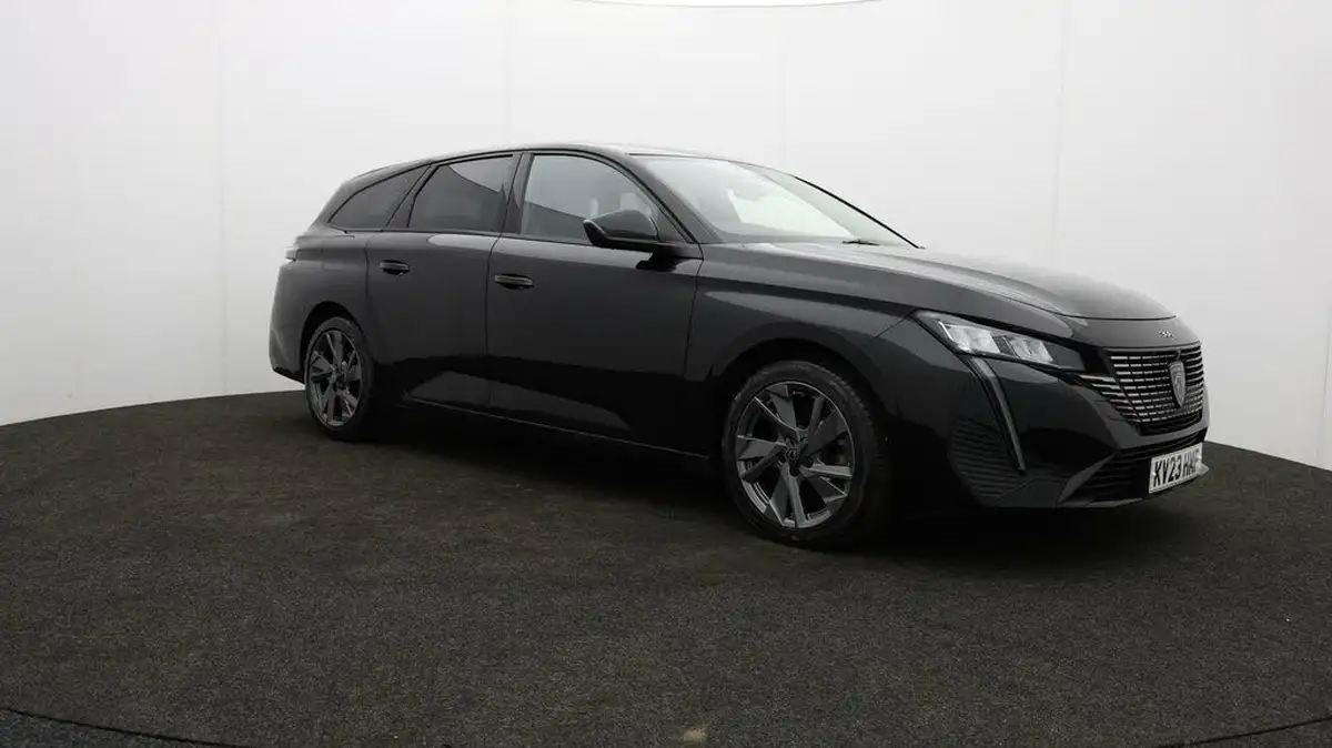 2023-peugeot-308-sw-12-puretech-allure-premium-130ps-big-44
