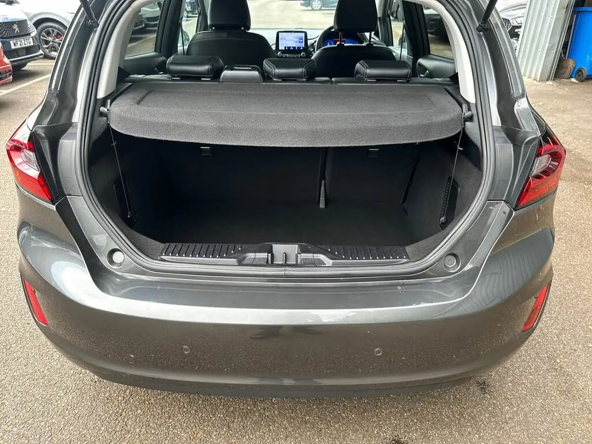 2023-ford-fiesta-10t-titanium-x-125ps-hybrid-mhev-big-33