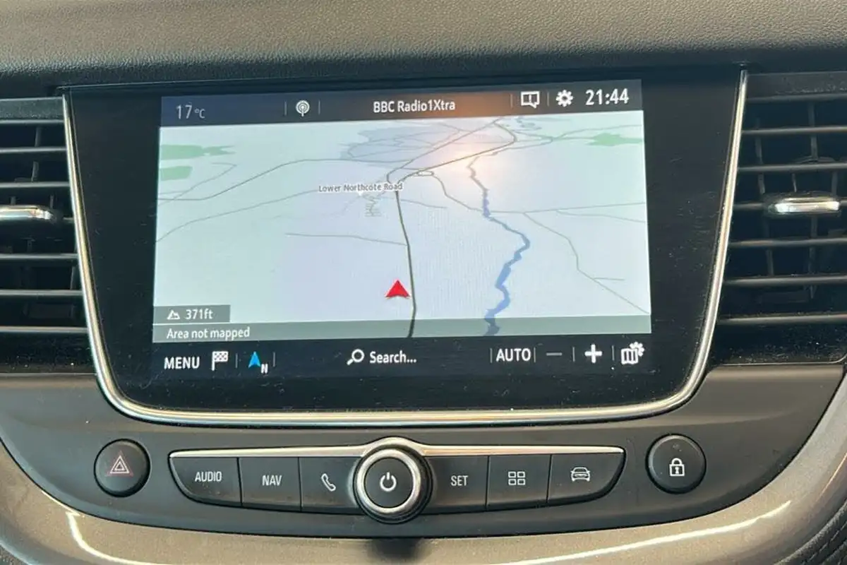 2019-vauxhall-grandland-x-12-sport-nav-big-15