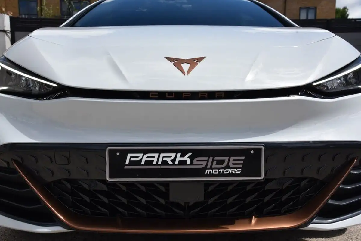 2022-cupra-born-e-v2-204ps-58kwh-big-13