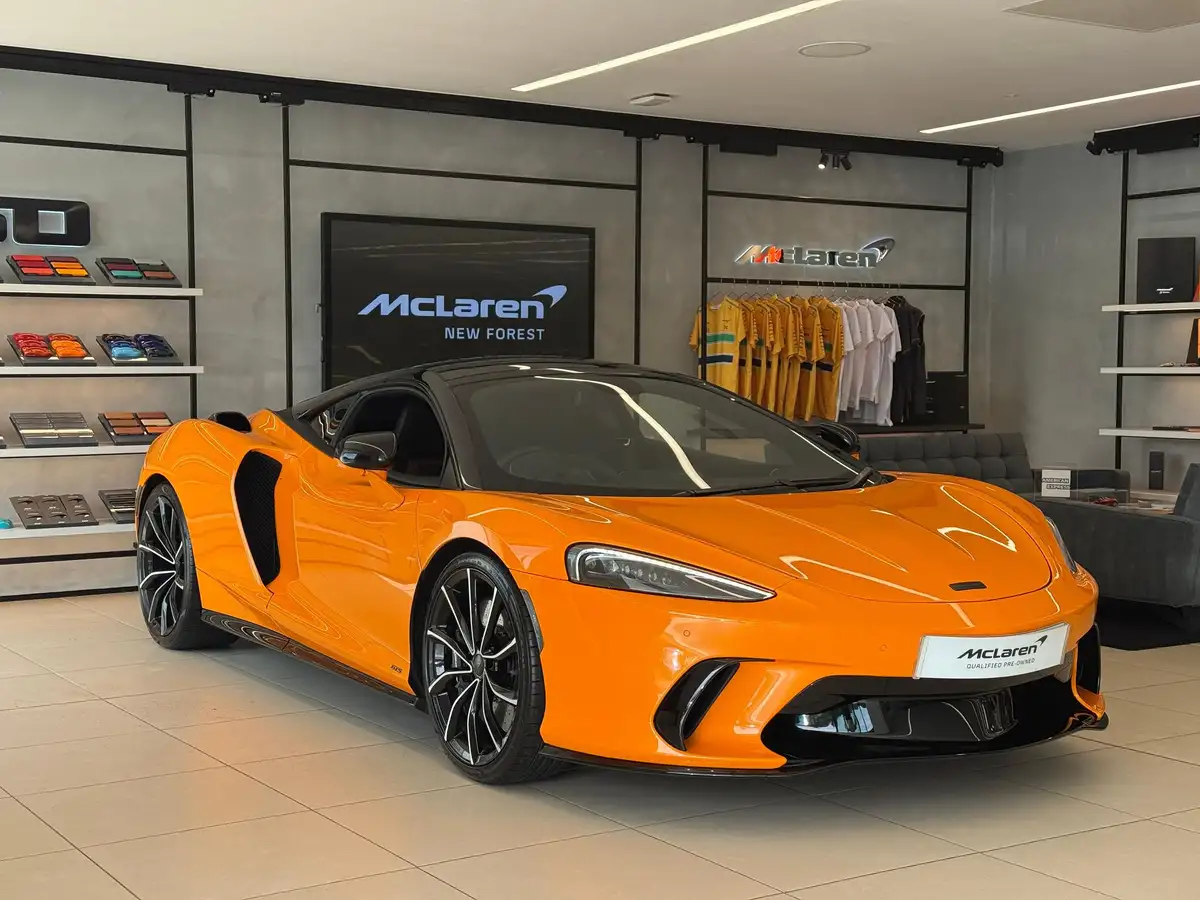 2025-mclaren-gt-40-big-33
