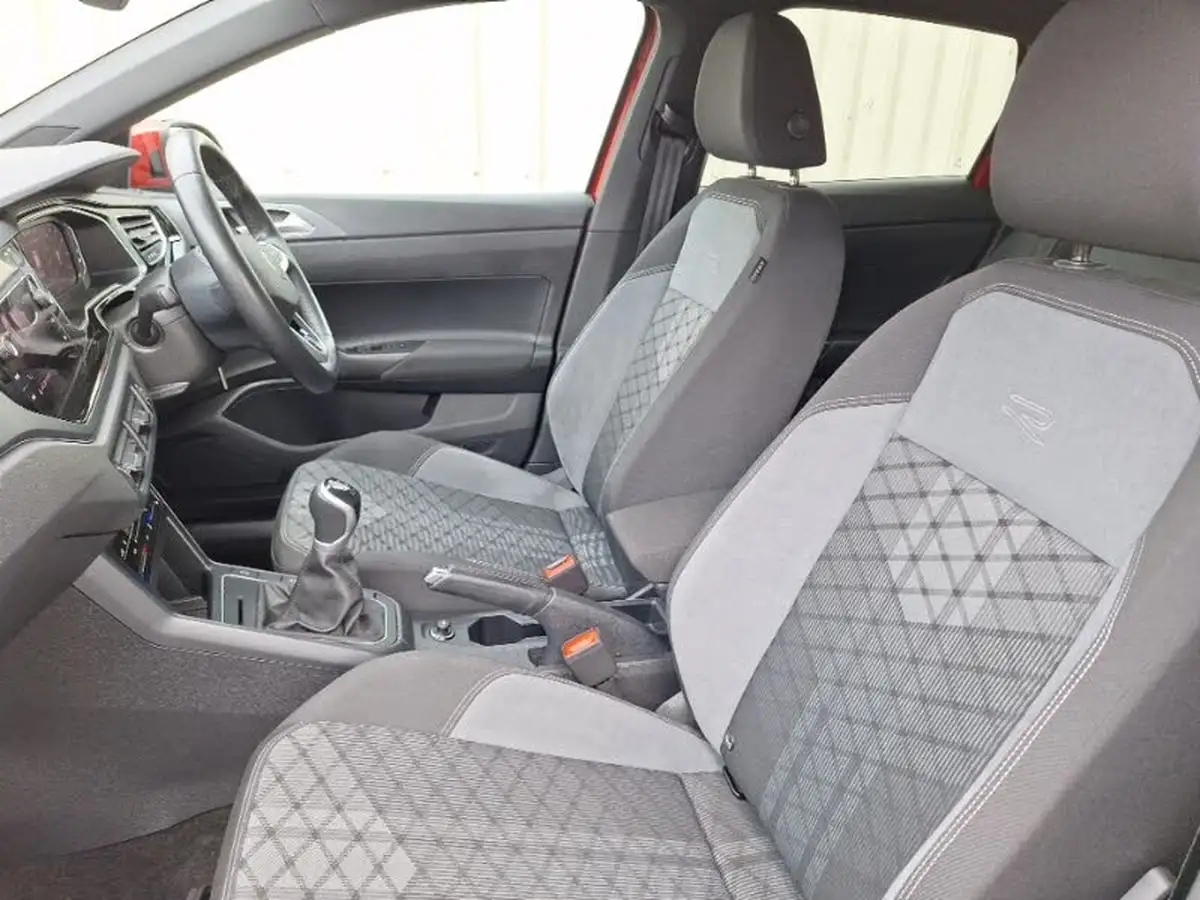 2022-volkswagen-taigo-10-tsi-r-line-big-4