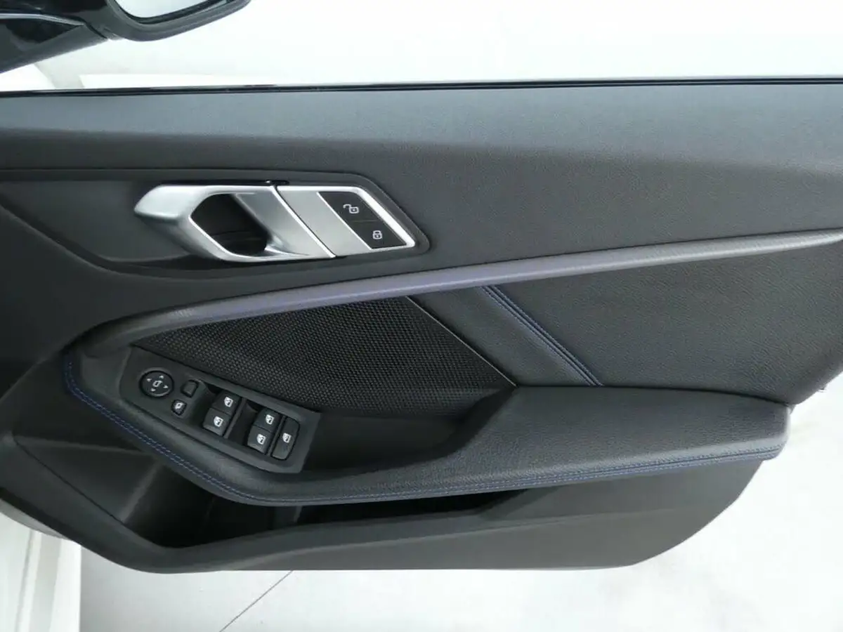 2022-bmw-1-series-15-118i-m-sport-lcp-big-28