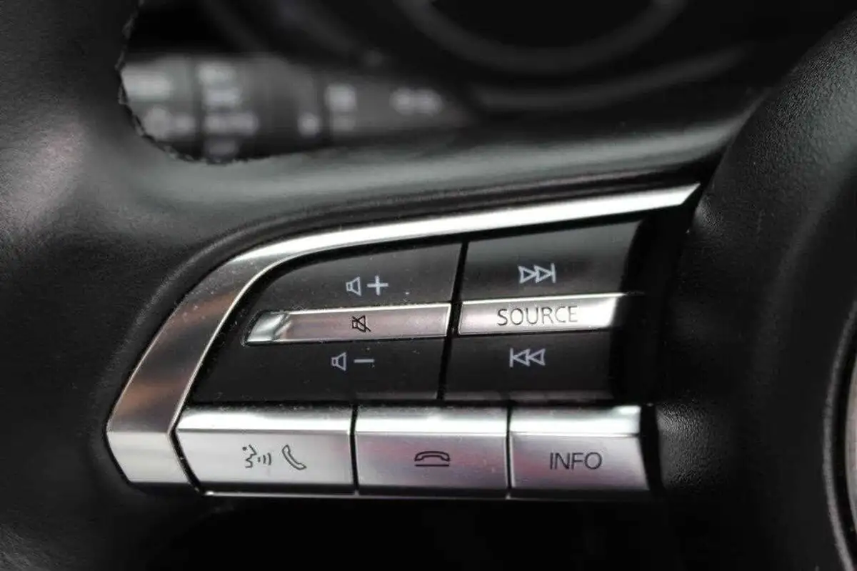 2023-mazda-cx-30-20-e-skyactiv-x-sport-lux-big-37