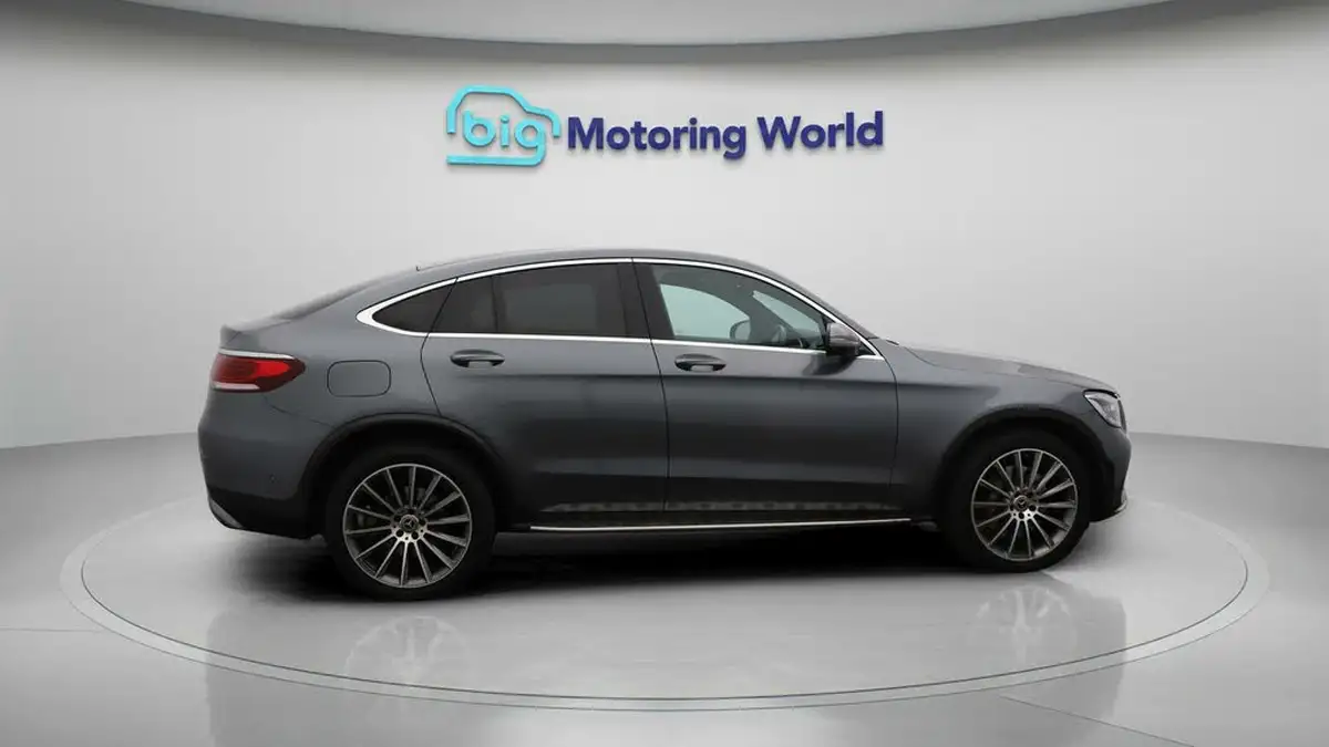 2019-mercedes-benz-glc-class-20d-glc300d-amg-line-premium-coupe-4d-big-8