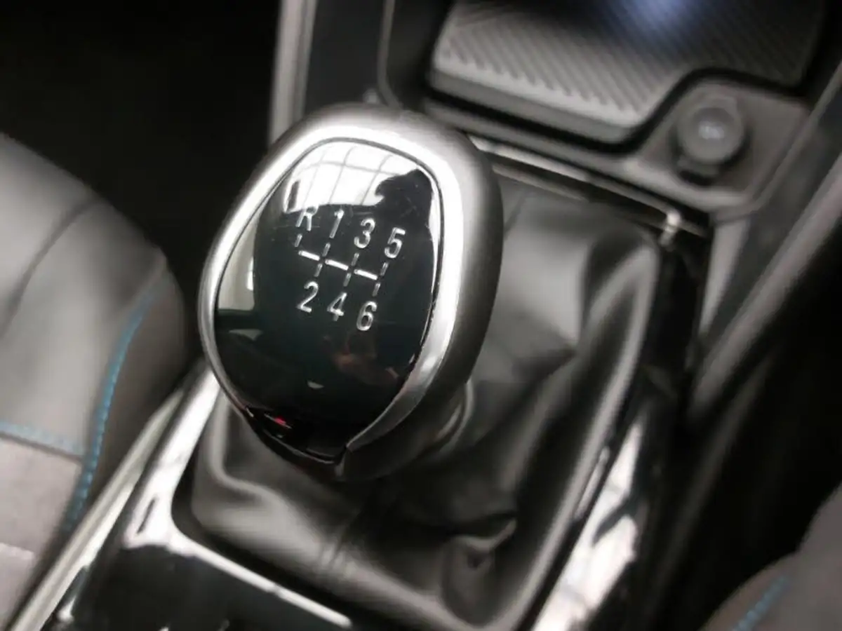 2023-citroen-c4-12-puretech-c-series-edition-big-15