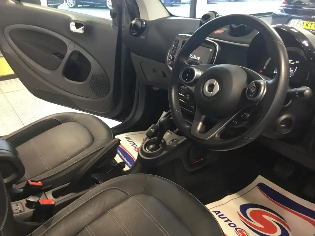 2017-smart-fortwo-09-prime-90bhp-premiumss-coupe-twinamic-big-22