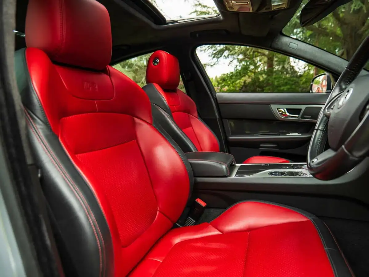 2013-jaguar-xf-50-xfr-big-8