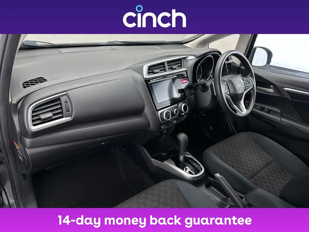 2017-honda-jazz-13-i-vtec-se-cvt-big-9