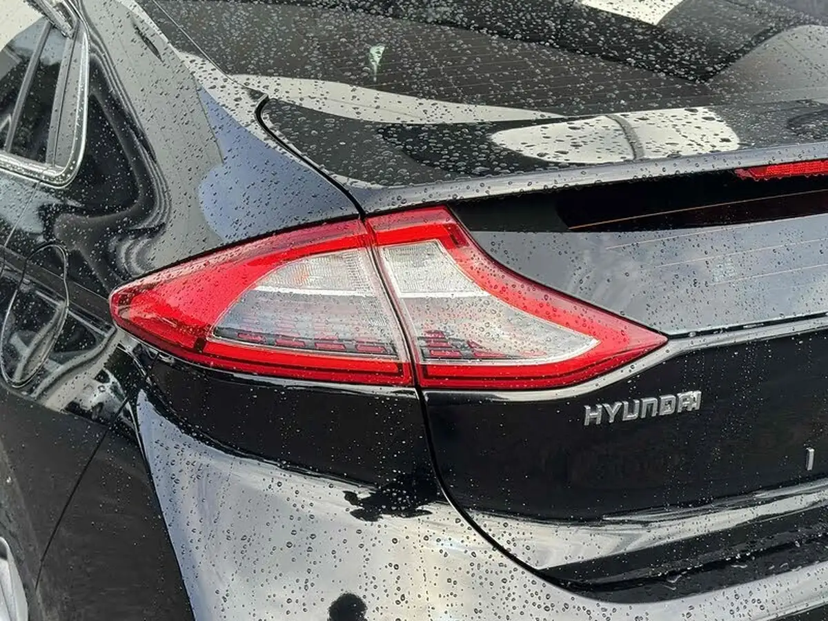 2019-hyundai-ioniq-e-premium-electric-88kw-big-10