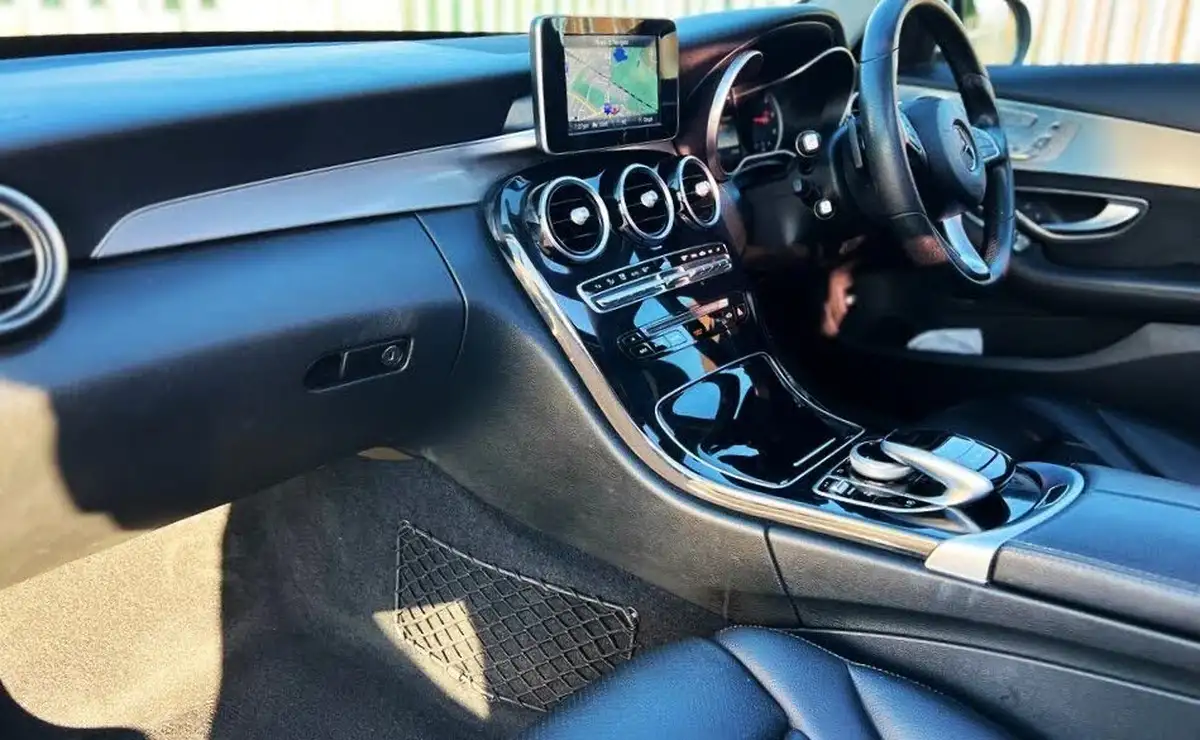 2017-mercedes-benz-c-class-16d-c200d-sport-premiumss-saloon-4d-7g-tronic-plus-big-46