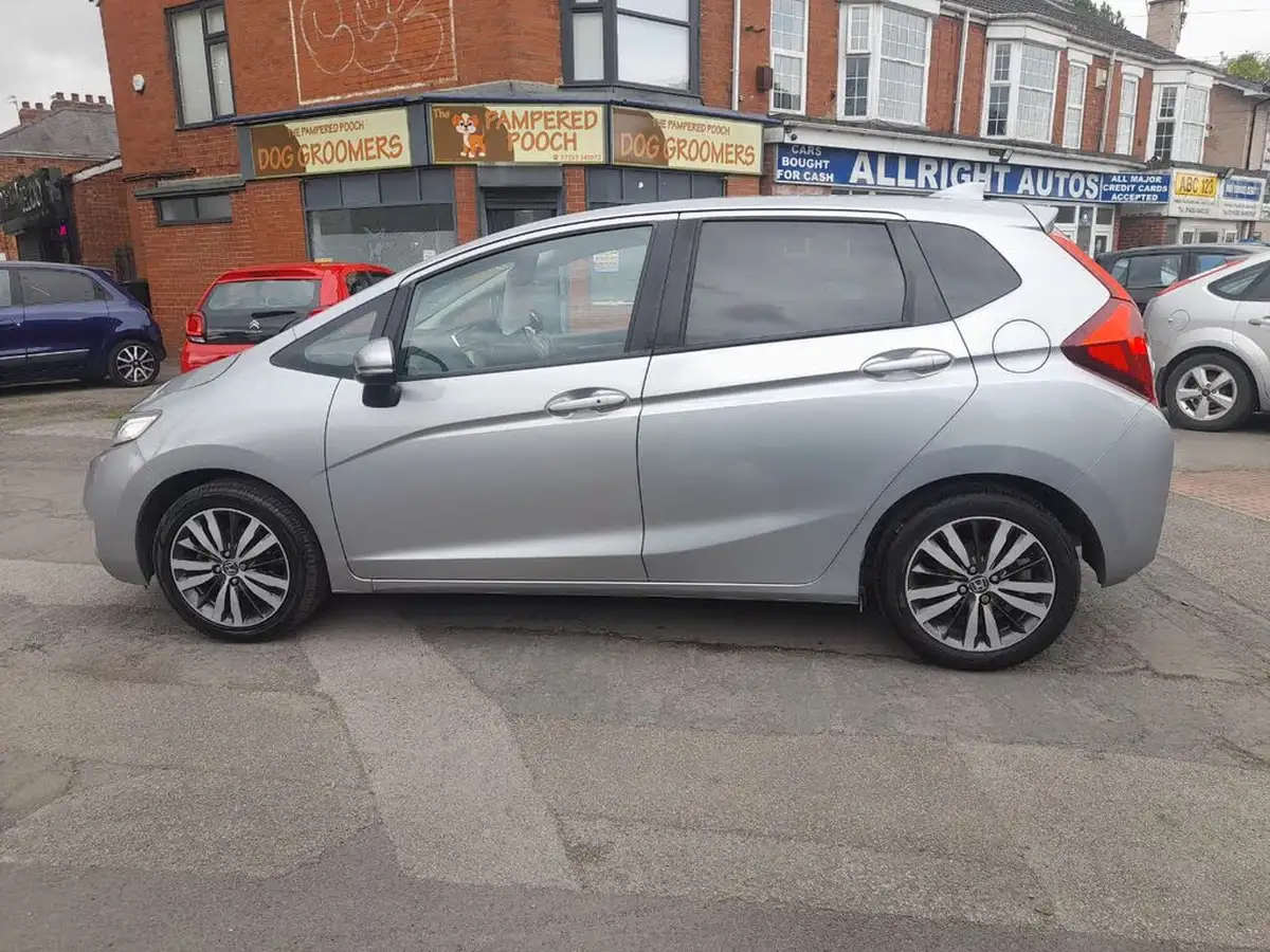 2018-honda-jazz-13-i-vtec-ex-navi-big-5