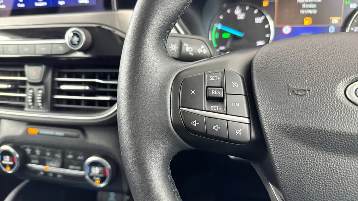 2020-ford-kuga-25t-titanium-big-21