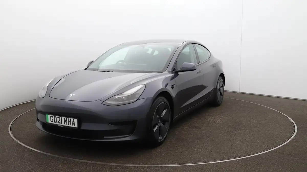 2021-tesla-model-3-e-standard-plus-big-37