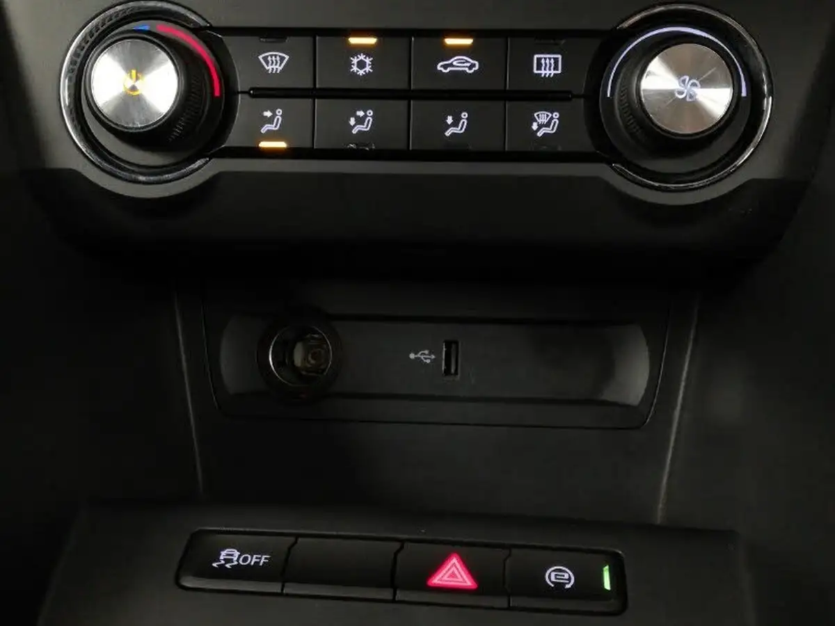 2023-mg-mg3-15-vti-tech-exclusive-nav-big-15