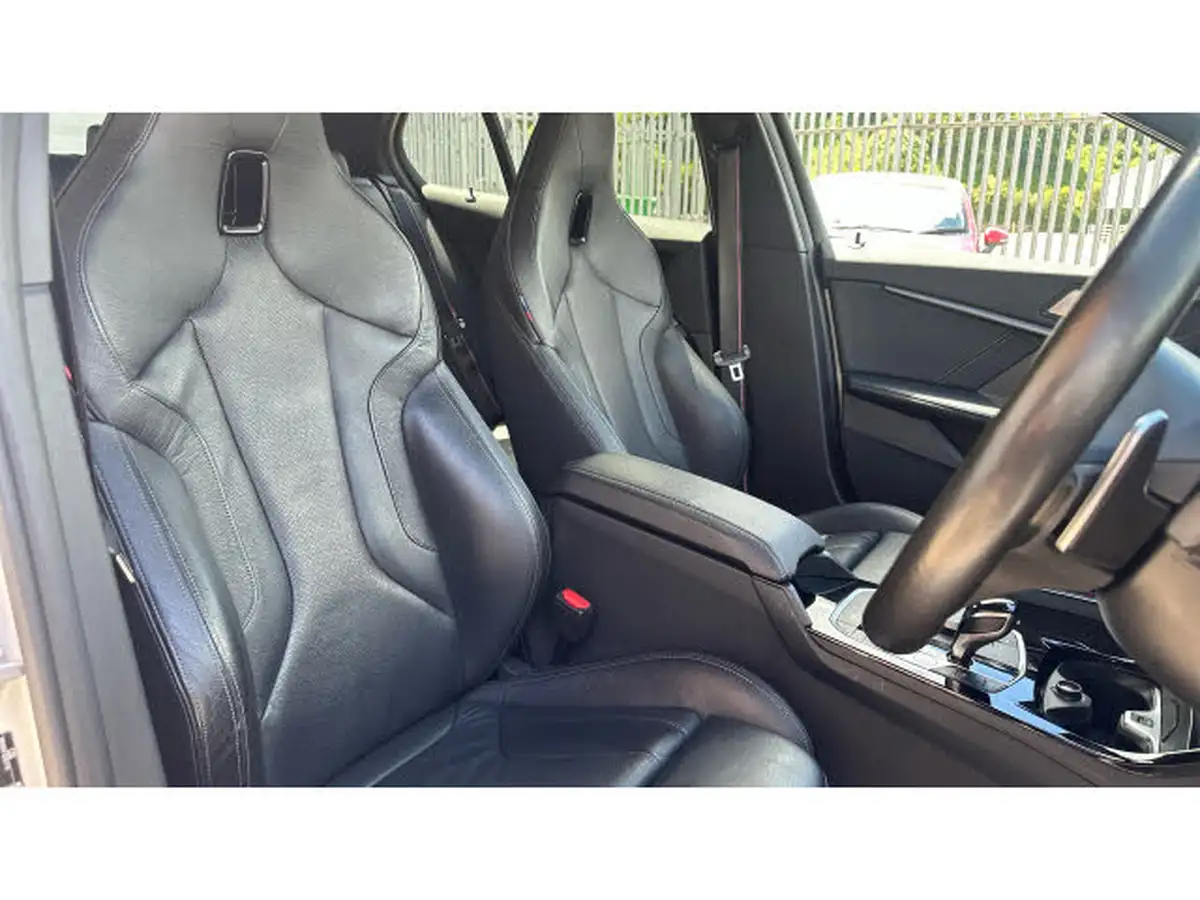 2019-bmw-1-series-20-m135i-xdrive-big-10