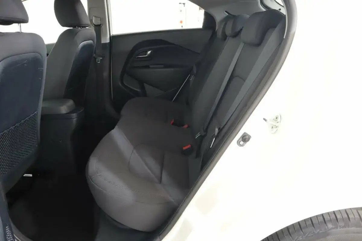 2016-kia-rio-125-sr7-5d-big-39