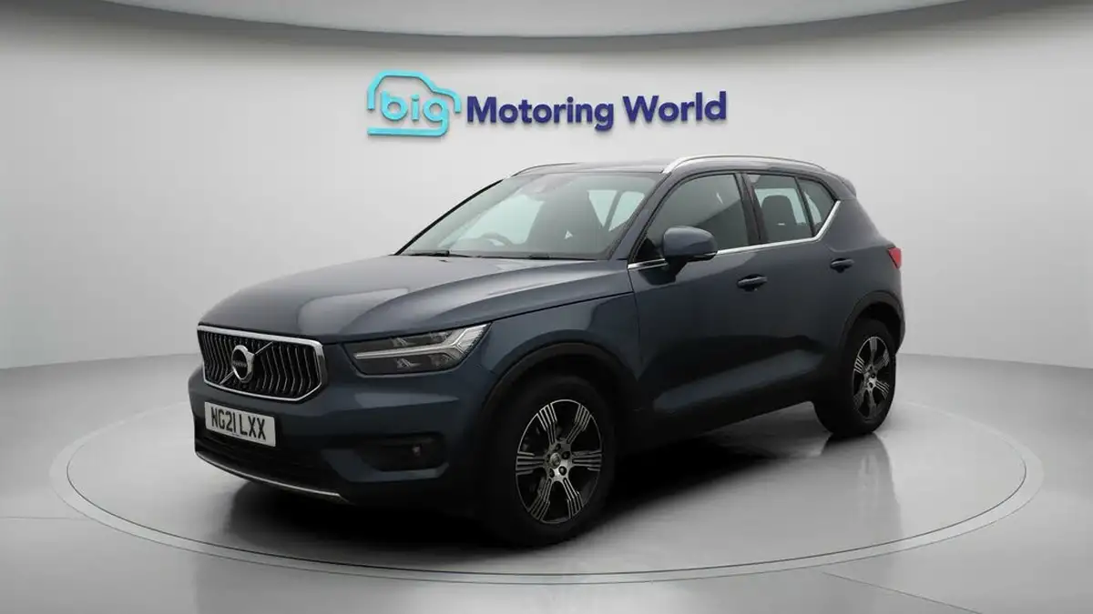 2021-volvo-xc40-15-t3-inscription-161bhp-auto-big-3