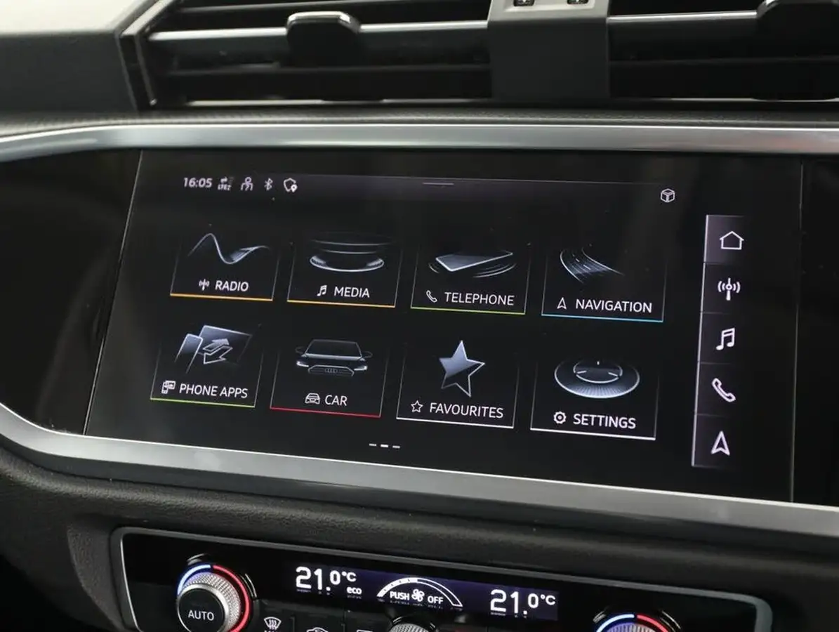 2022-audi-q3-20-35-tdi-technik-s-tronic-big-33