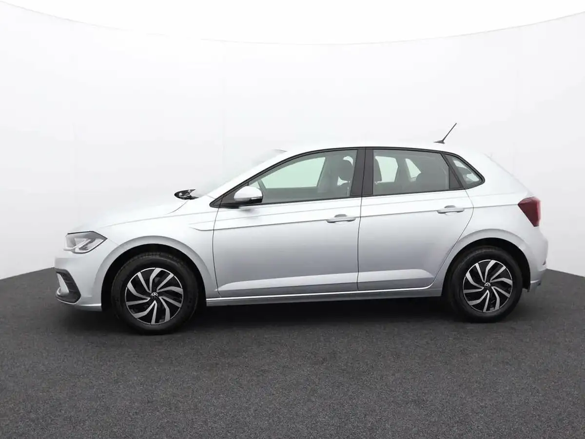 2022-volkswagen-polo-10-tsi-life-big-4