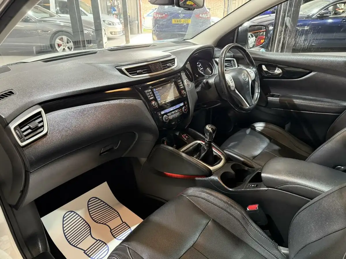2017-nissan-qashqai-15dci-tekna-big-8