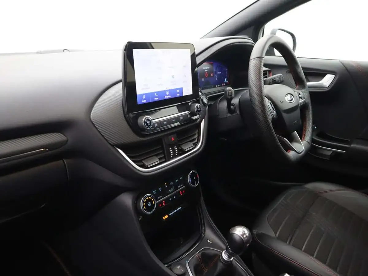 2024-ford-puma-suv-10-st-line-x-125ps-big-12