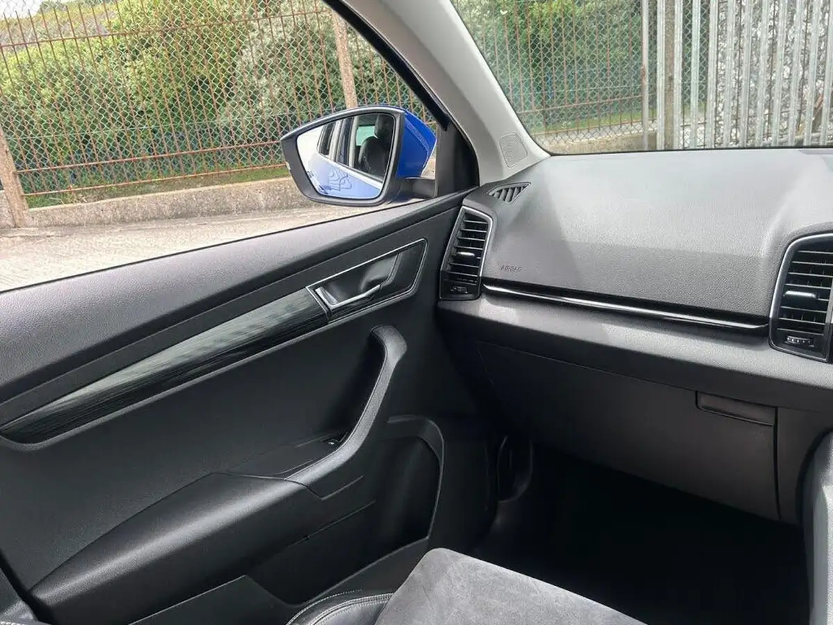 2018-skoda-karoq-20tdi-scr-se-l-dsg-big-15