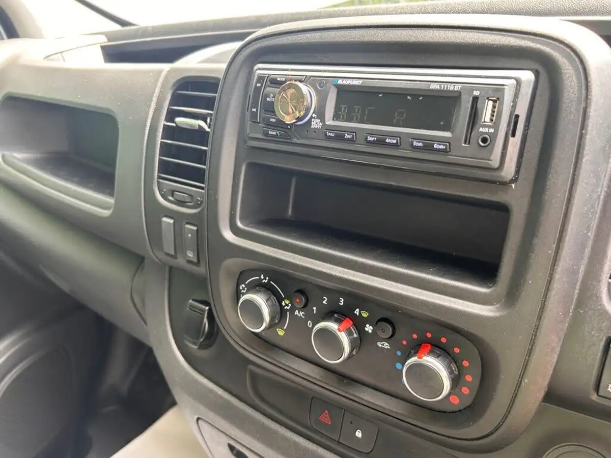2021-renault-trafic-20dci-sl28-energy-120-business-big-13
