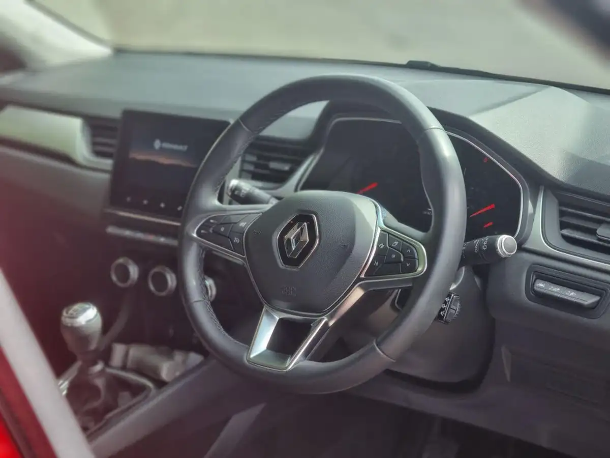 2020-renault-captur-13-tce-iconic-130bhp-big-4
