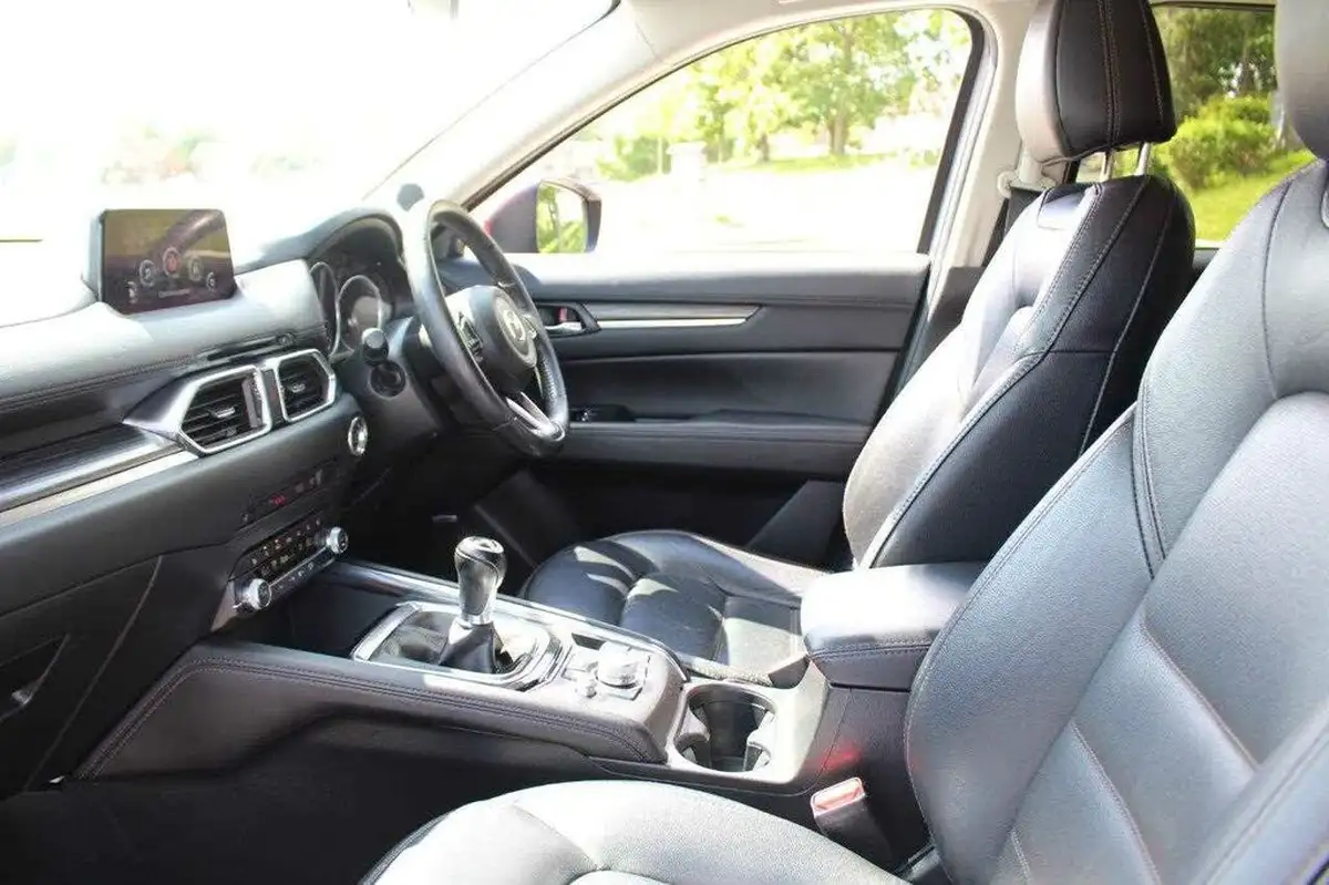 2019-mazda-cx-5-20-sport-nav-big-17