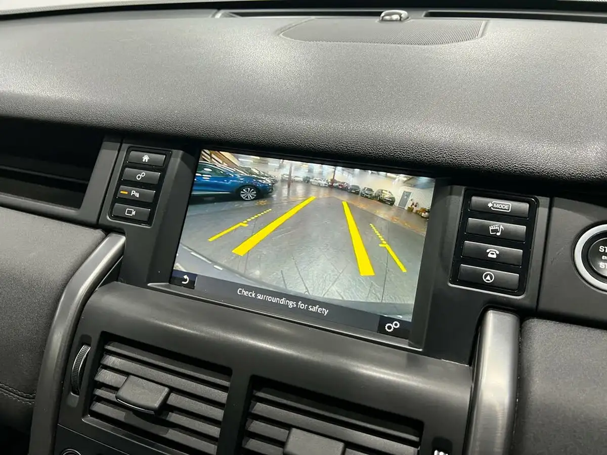 2019-land-rover-discovery-sport-20td4-landmark-big-41