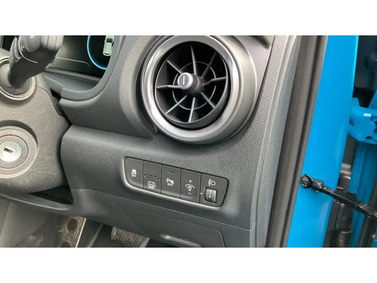 2022-hyundai-kona-16-gdi-se-connect-big-25