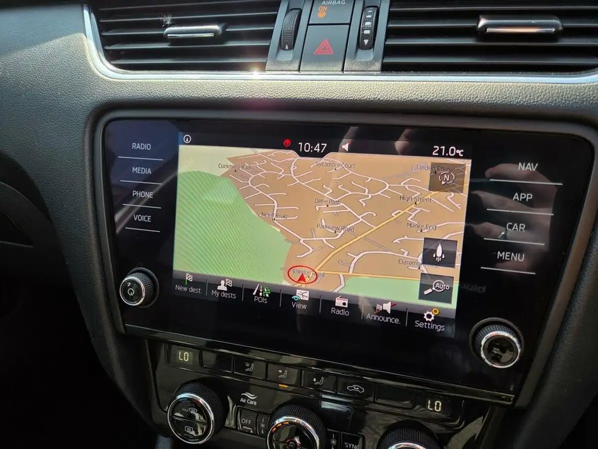 2019-skoda-octavia-10-tsi-se-technology-estate-dsg-big-29