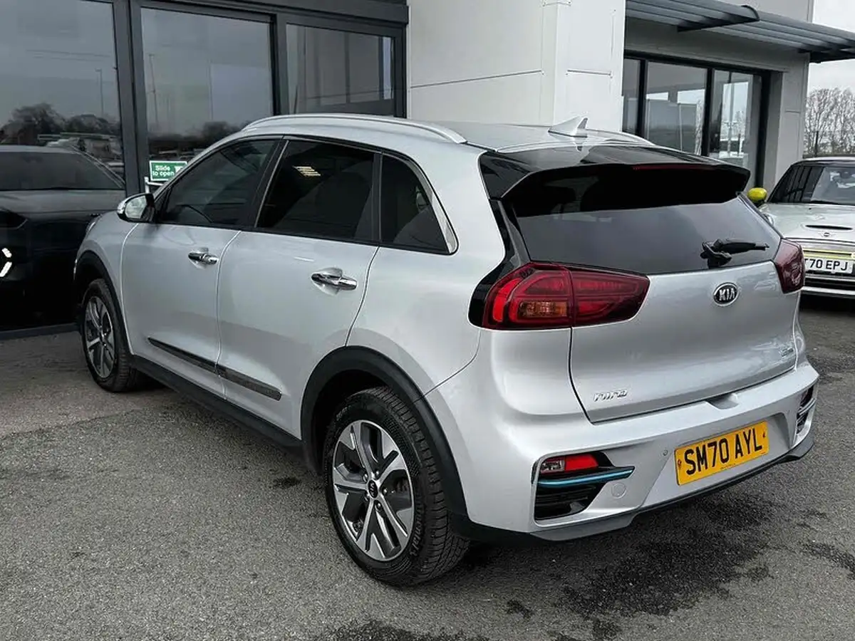 2020-kia-e-niro-ev-4-big-21