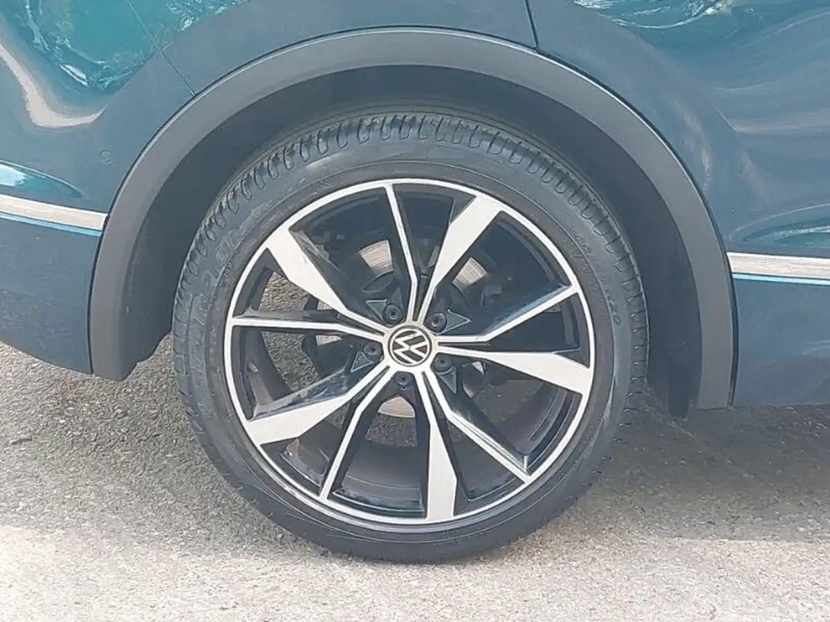 2021-volkswagen-tiguan-big-13
