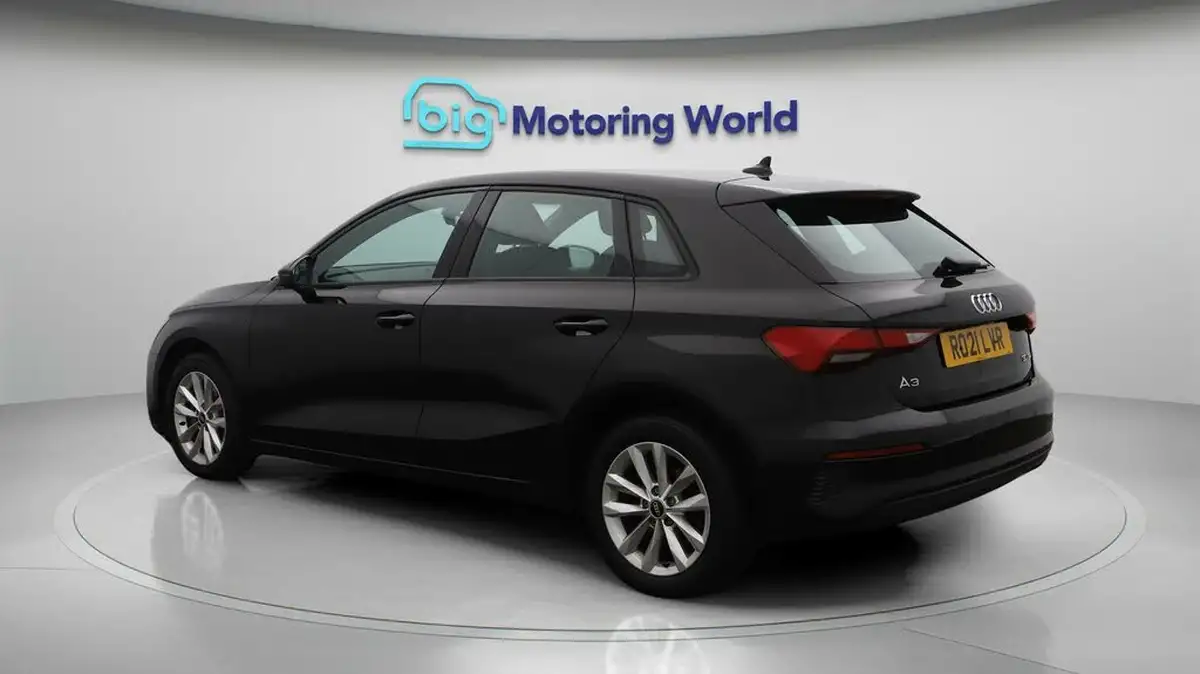 2021-audi-a3-20-30-tdi-technik-big-5