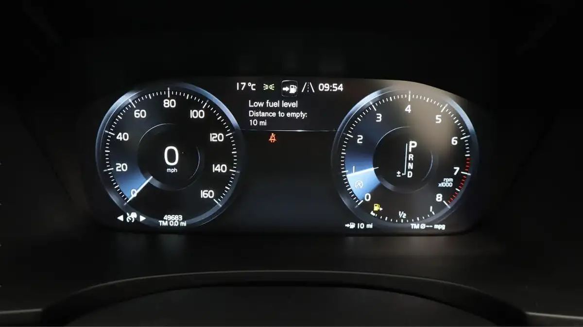 2019-volvo-v90-20-t4-momentum-plus-big-10