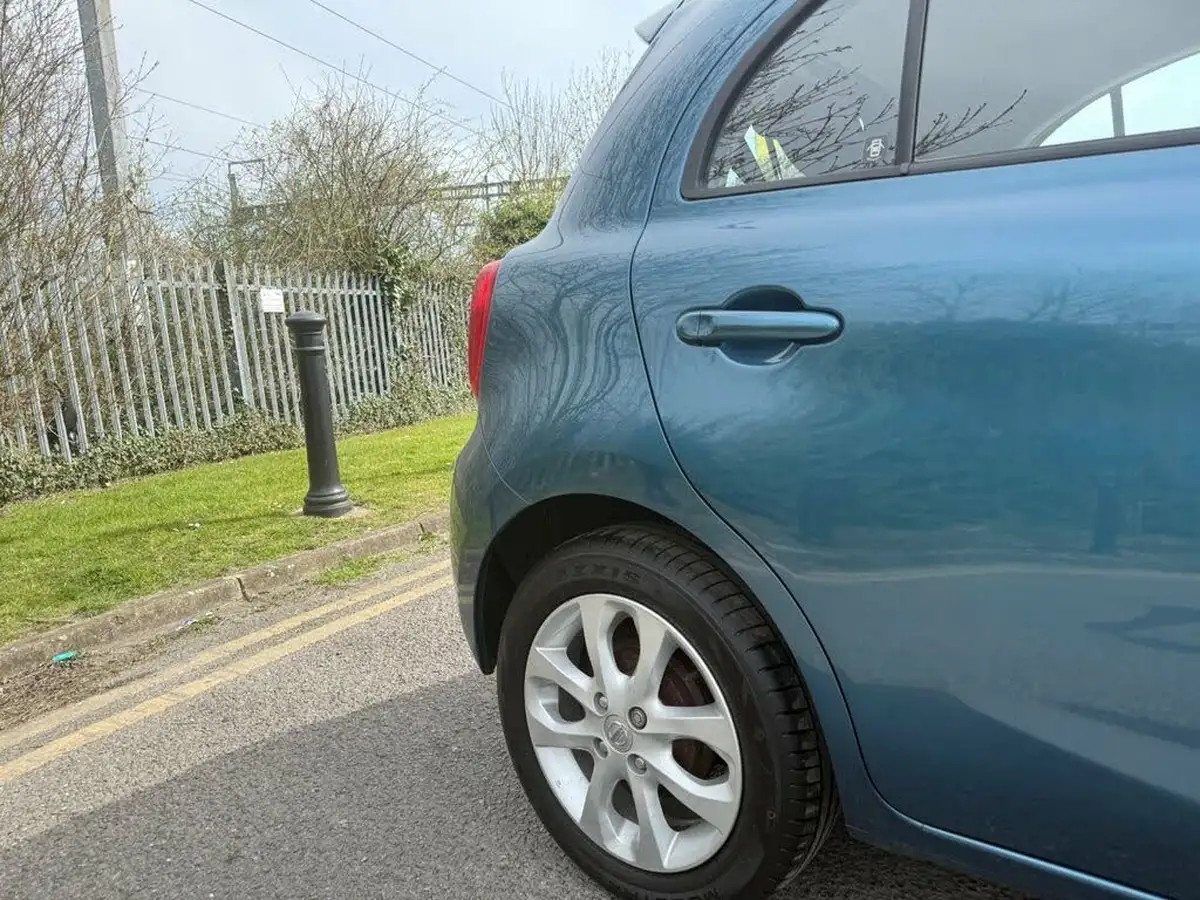 2014-nissan-micra-12-acenta-80ps-cvt-big-9