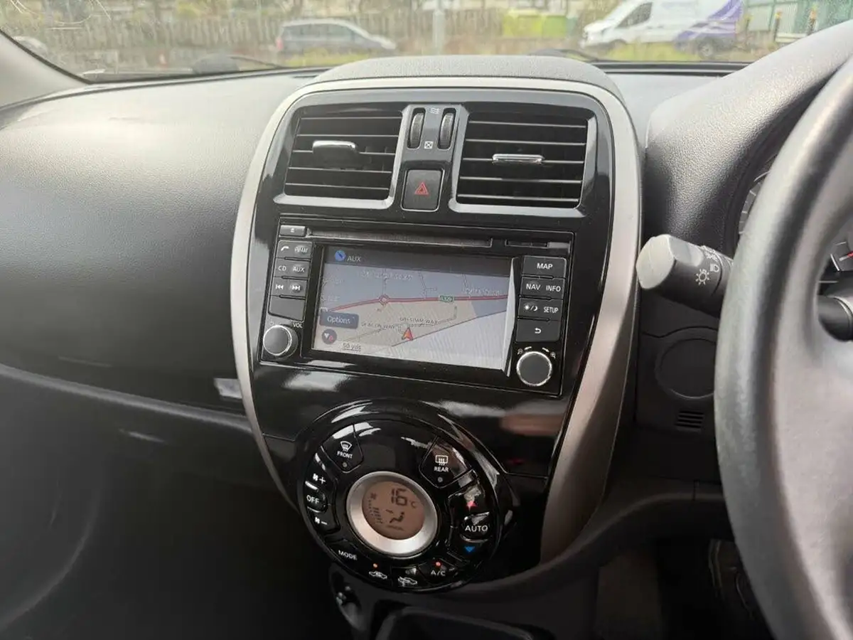 2014-nissan-micra-12-acenta-80ps-cvt-big-37